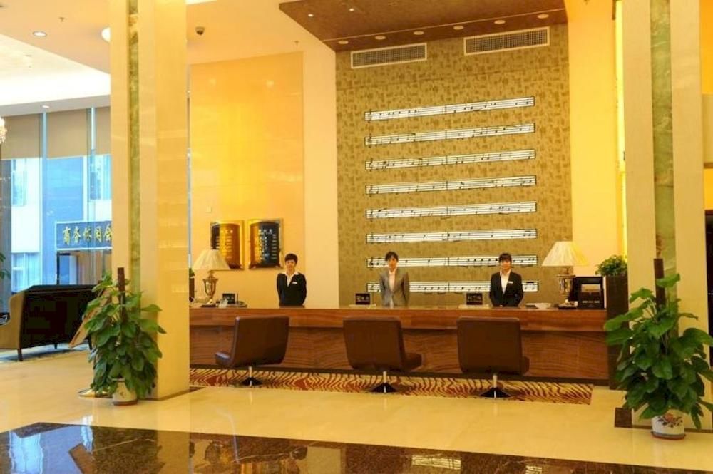 Golden Dragonball Hotel Guilin Esterno foto